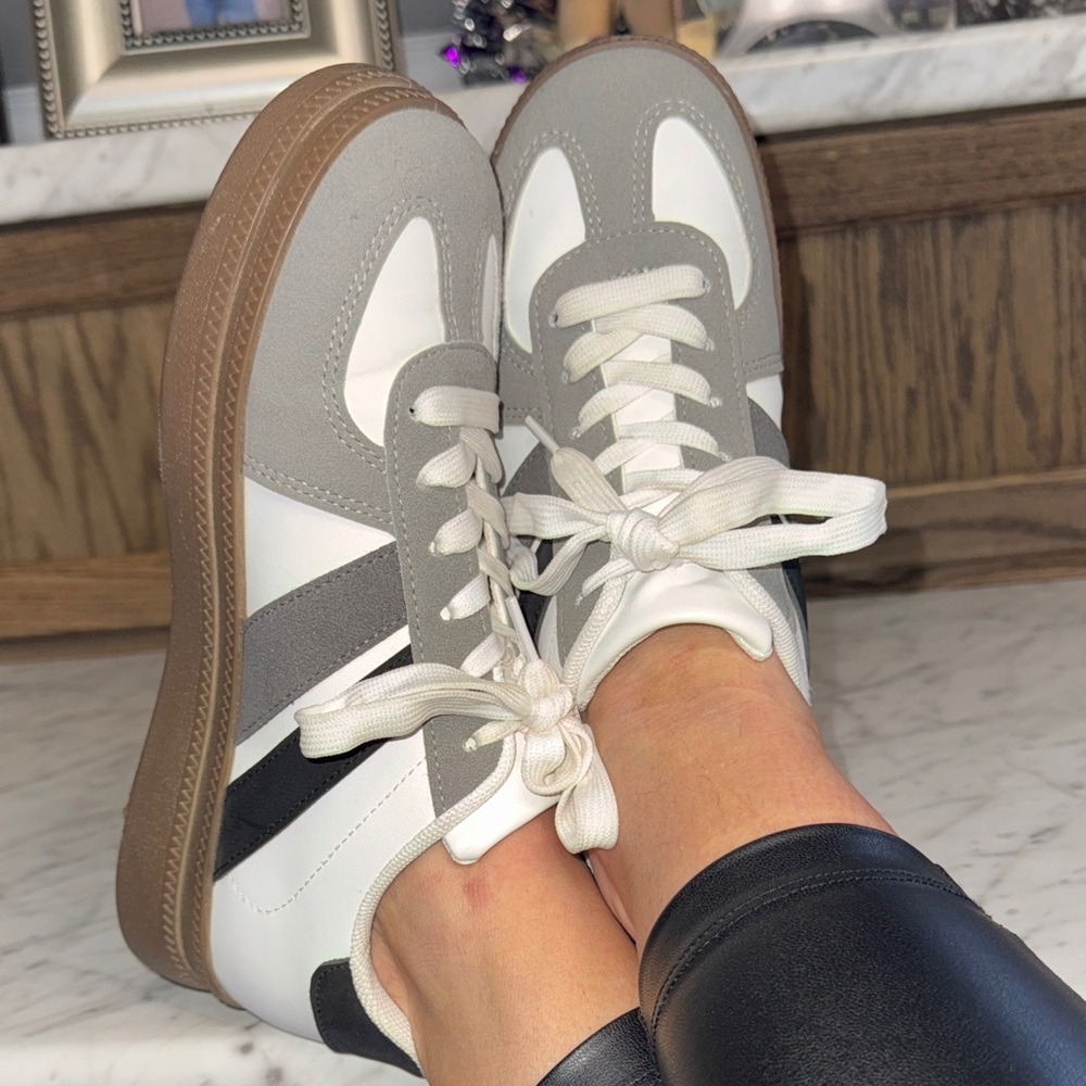 Stylish Gray and White Women's Sneakers